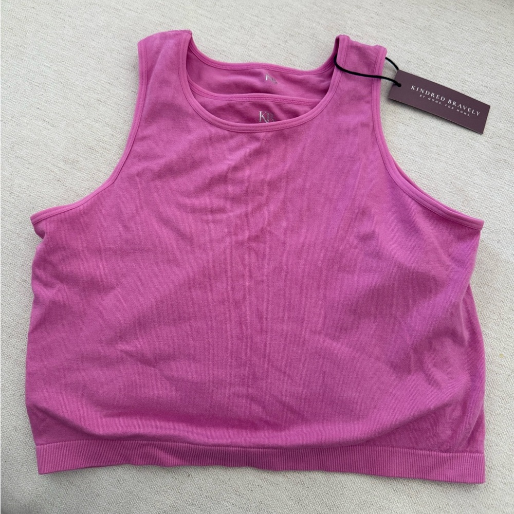 Kindred Bravely Nursing Top NWT